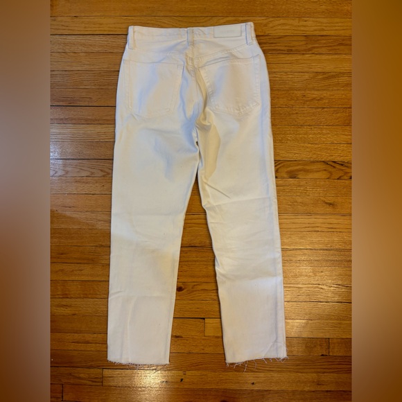 RE/DONE High-Rise Stove Pipe Raw-Edge Cropped Jean, White - Picture 6 of 8